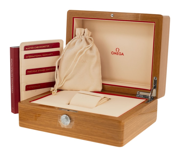 Omega Aqua Terra 150m Ladies 220.10.38.20.52.001 Image 5